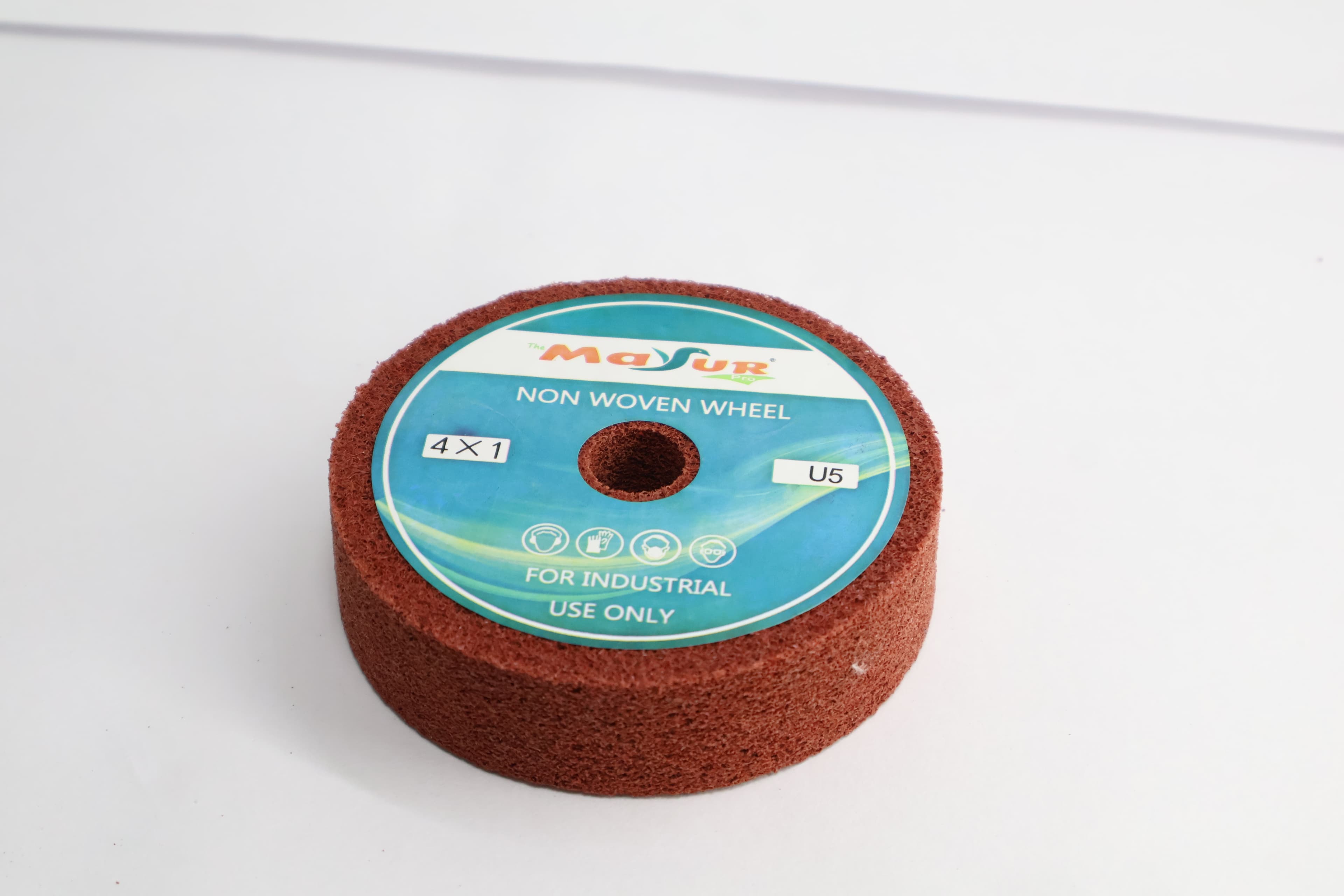 4" X 1" Non-Woven Matt Disc 3